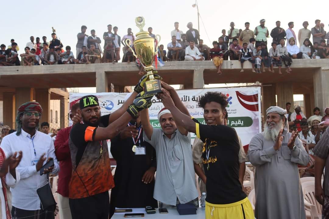 منصاف قشن يتوج بطلاً للنسخة الأولى من بطولة إتحاد الشرق بالمهرة