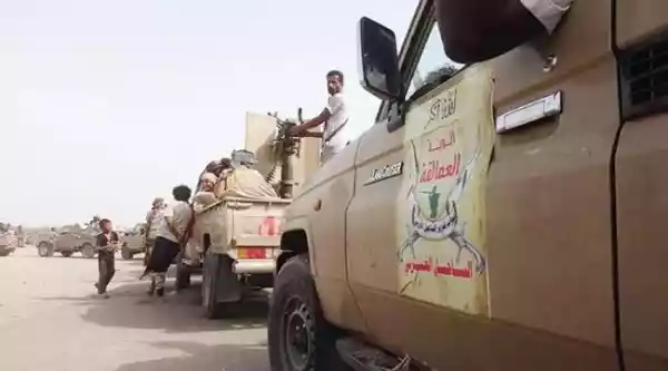 قوات مدعومة إماراتيا تختطف ثلاثة مواطنين في شبوة وتنقلهم إلى عدن