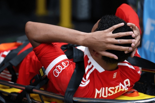 بايرن ميونيخ: إصابة موسيالا ستبعده عن الملاعب لفترة طويلة