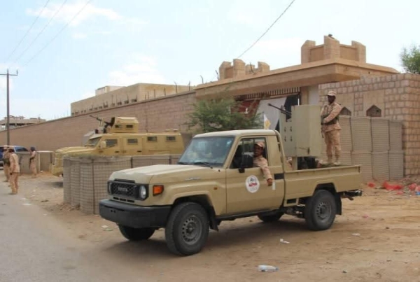 قبائل المهرة تلتقي قائد قوات 