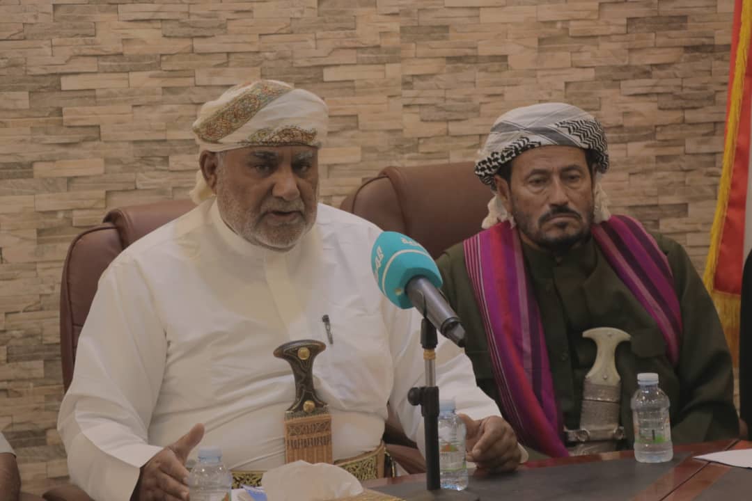 تصعيد خطير في المهرة: الشيخ الحريزي يعتبر 